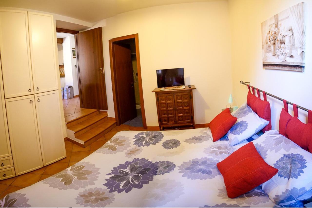 La Rosa Scarlatta Apartamento Viterbo Exterior foto